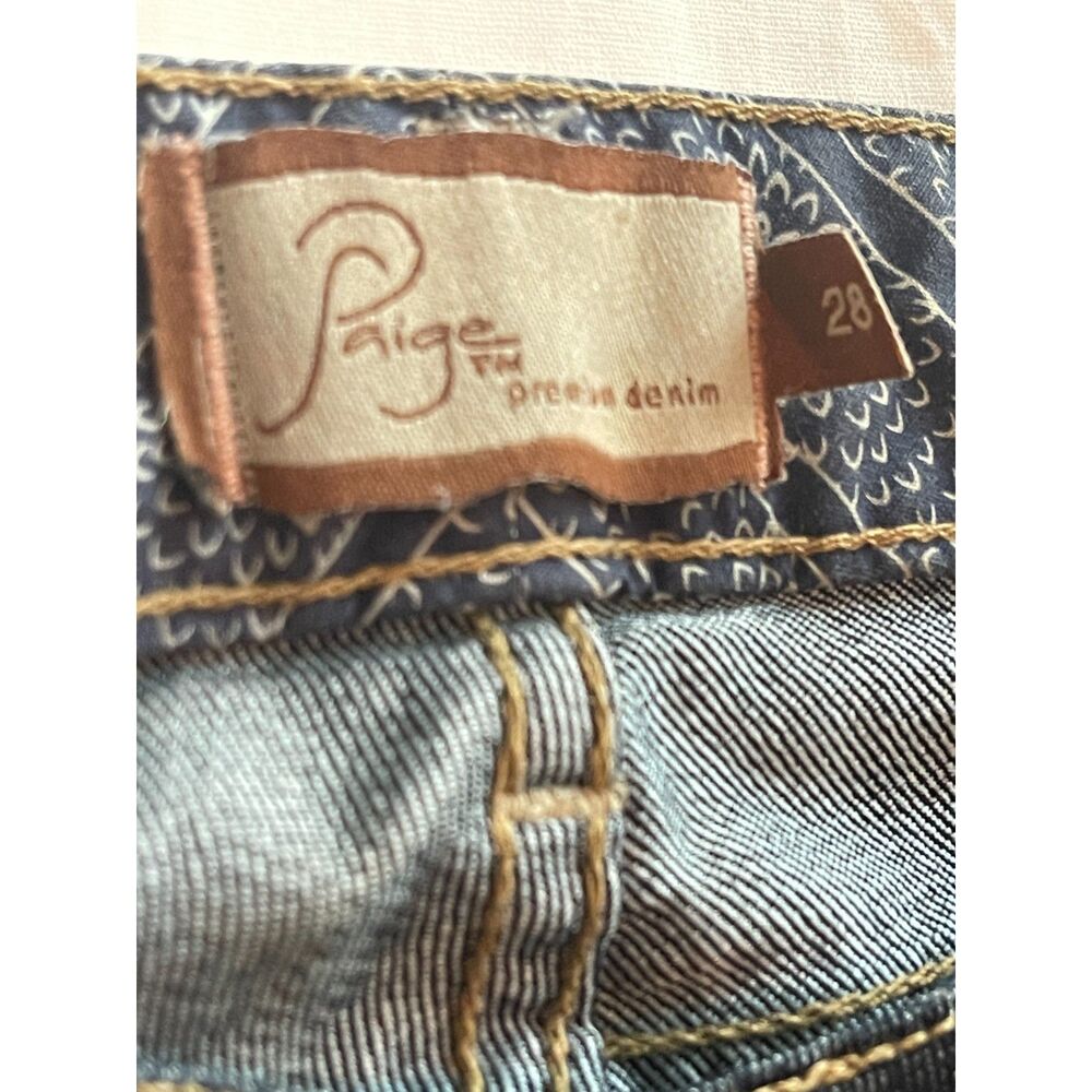 PAIGE Medium Wash Laurel Canyon Lowrise Boot Cut Jeans Siz 28 USA MADE Excellent - Picture 10 of 13